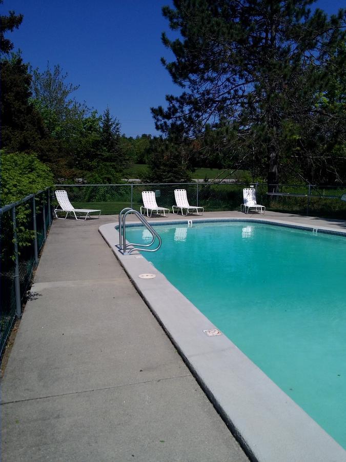 New London Fairway Motel מראה חיצוני תמונה