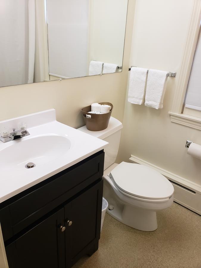 New London Fairway Motel מראה חיצוני תמונה