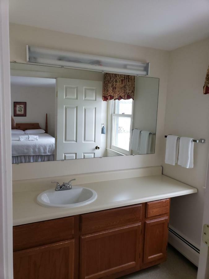 New London Fairway Motel מראה חיצוני תמונה